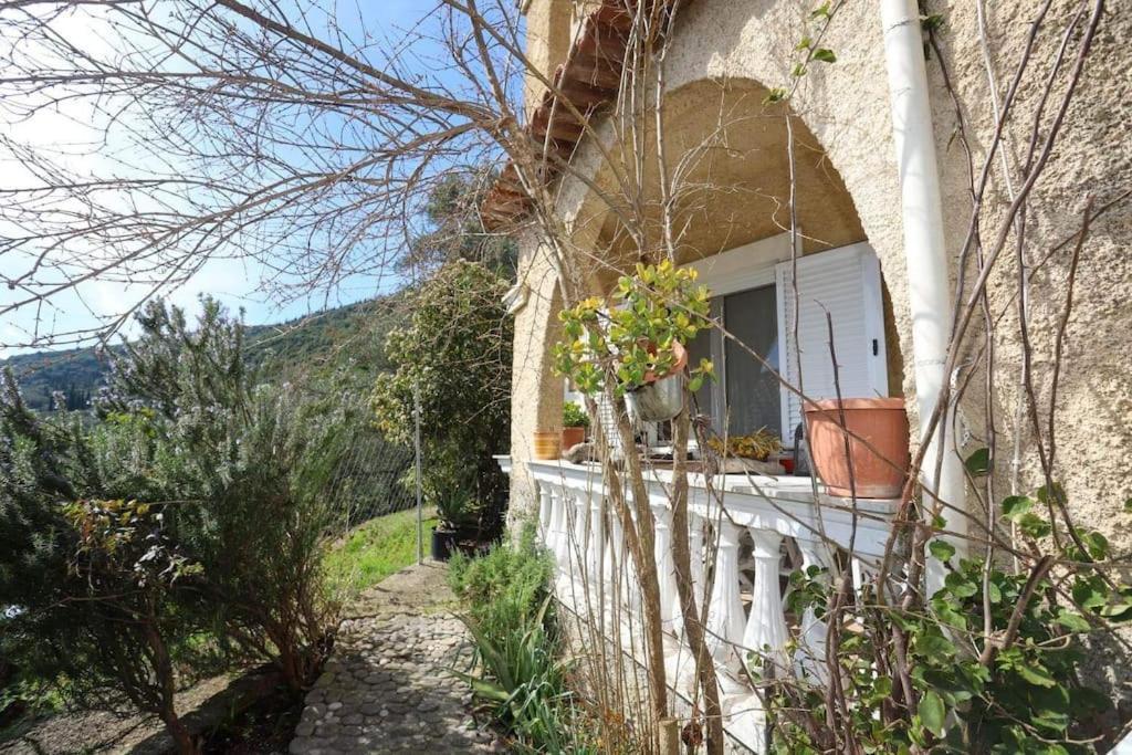 “Katerina'S Guest House” Kato Garouna Exterior photo